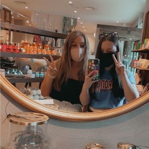 Meet your Posher, Anna